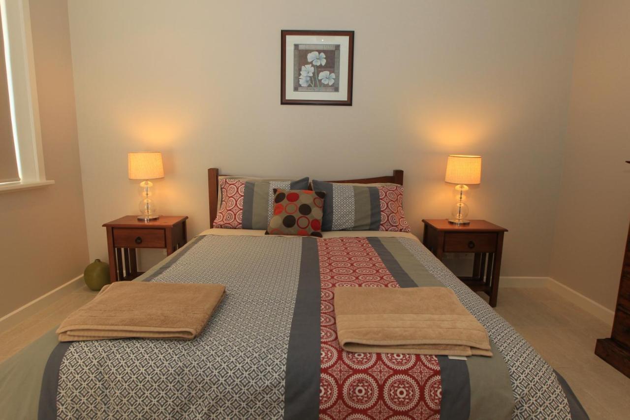 Elandra Holiday Home Moana ภายนอก รูปภาพ
