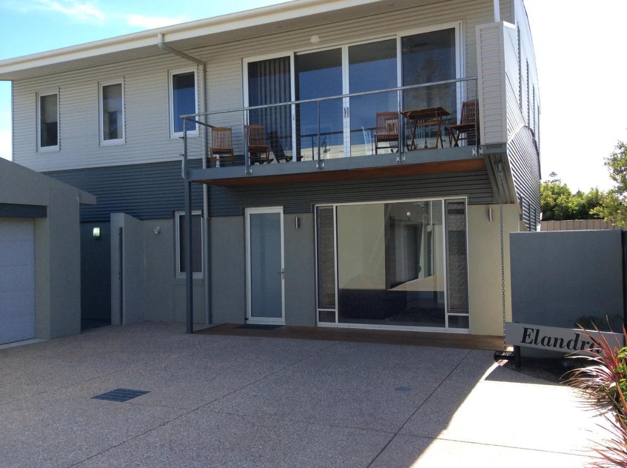 Elandra Holiday Home Moana ภายนอก รูปภาพ